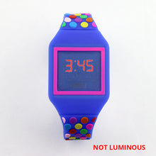 Load image into Gallery viewer, NEW Luminous Princess Elsa Children Watches Kids Spiderman Avengers Cartoon Pattern LED Girls Watch Reloj Infantil Wristwatches
