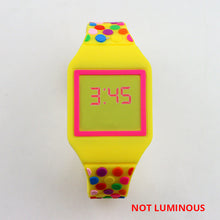 Load image into Gallery viewer, NEW Luminous Princess Elsa Children Watches Kids Spiderman Avengers Cartoon Pattern LED Girls Watch Reloj Infantil Wristwatches
